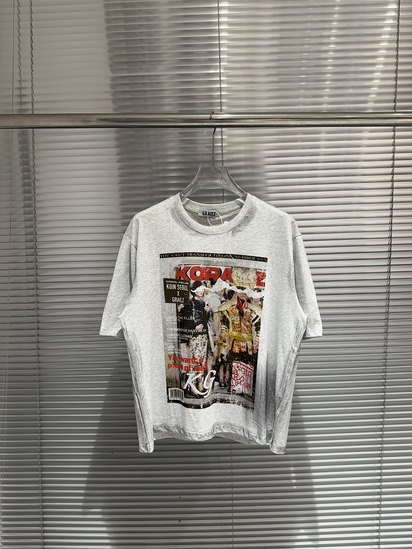 Streetwear Brand Vintage - Kaos Poster Majalah Merek Fashion Musim
